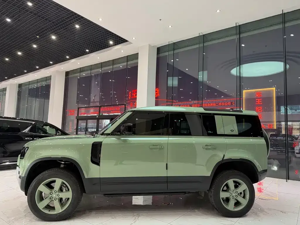 Land Rover Defender 2023 из CN, фото 10