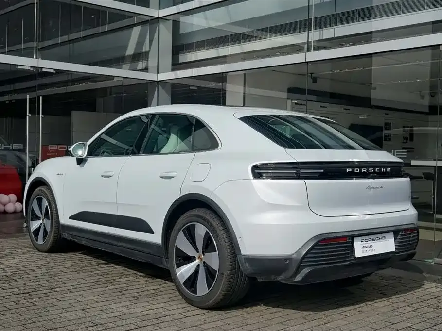 Porsche Macan EV 2024 из CN, фото 9