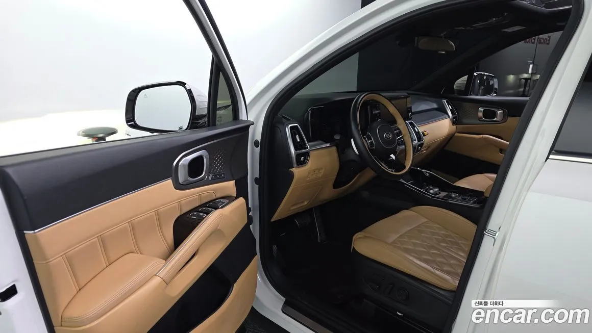 Kia Sorento — фото 5