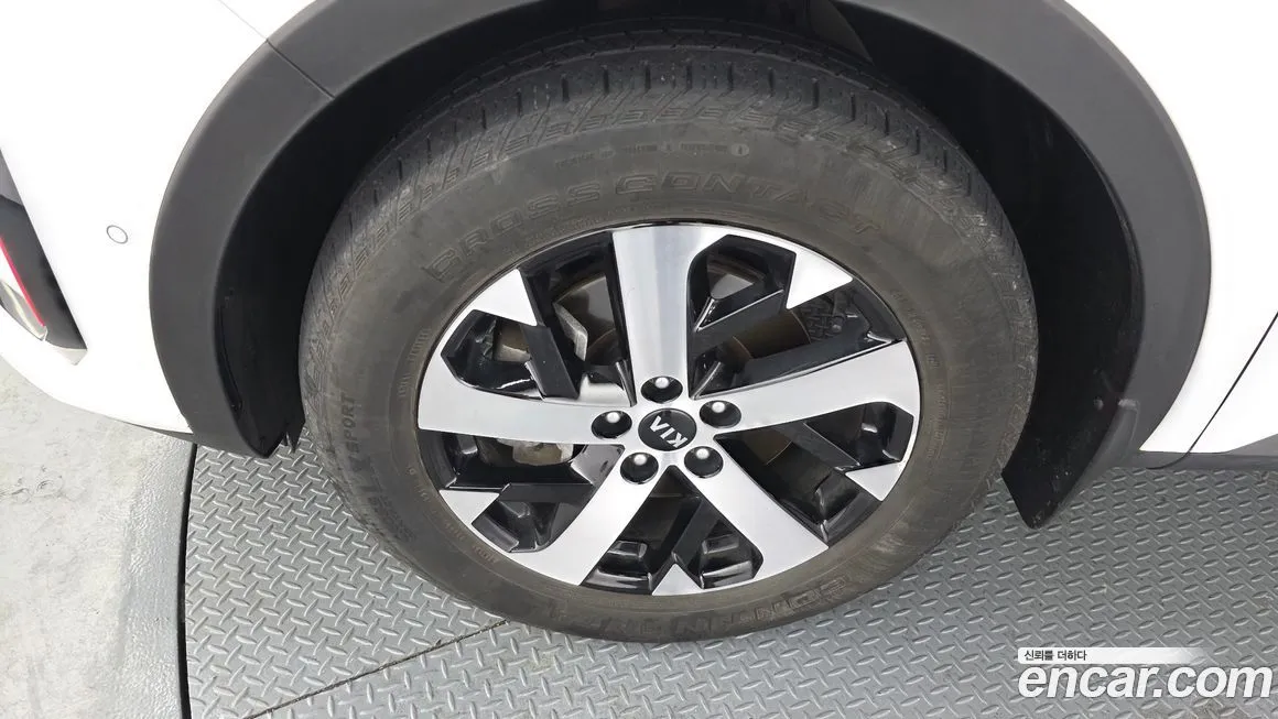 Kia Sorento — фото 7