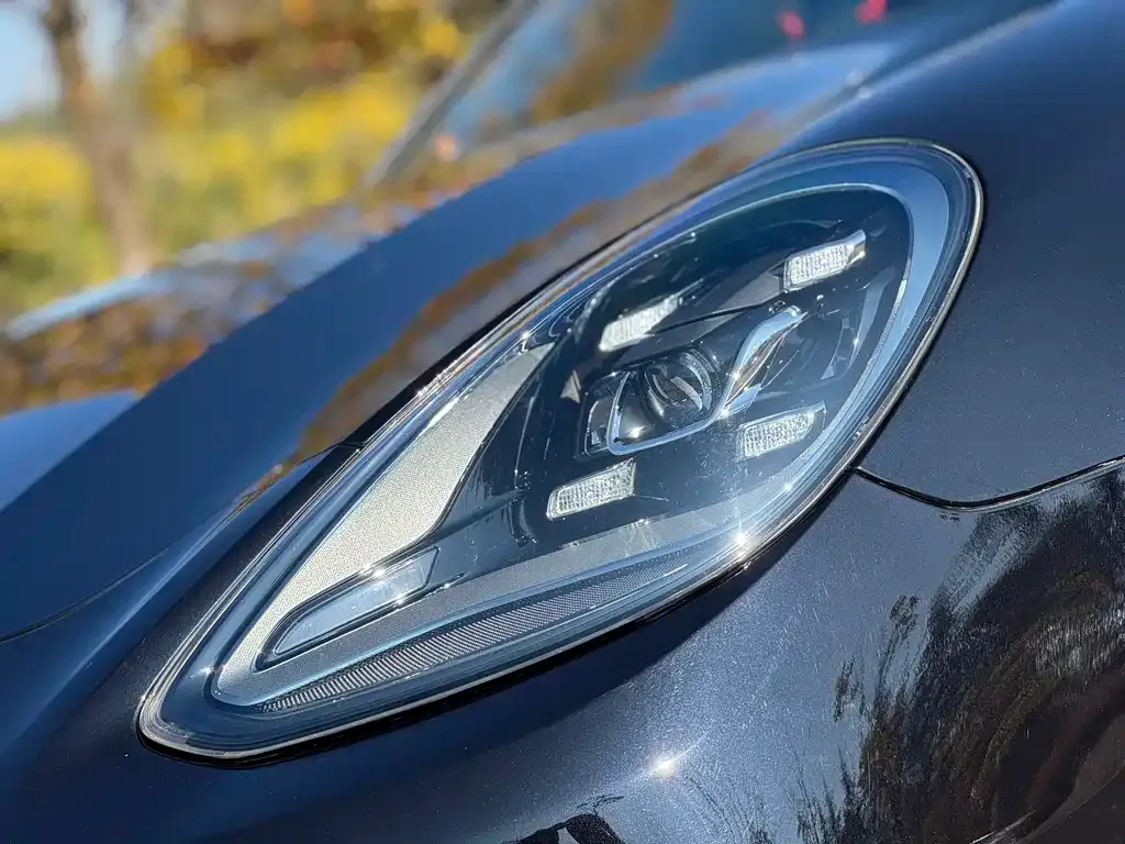 Porsche Panamera 2023 из CN, фото 3