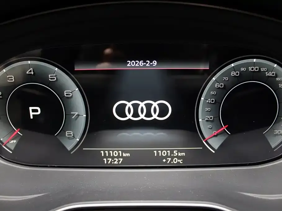 Audi A4L — фото 2