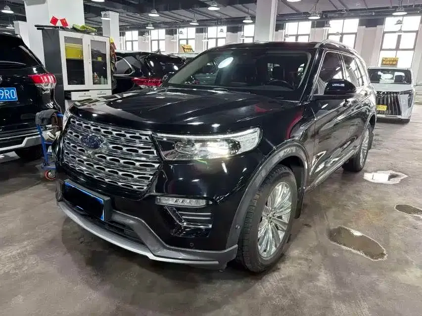 Ford Explorer 2021 из CN, фото 1