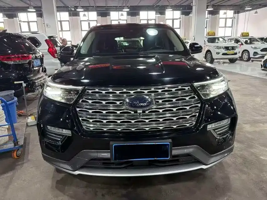 Ford Explorer 2021 из CN, фото 4