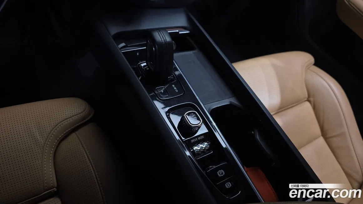 Volvo V60 2021 из KR, фото 2