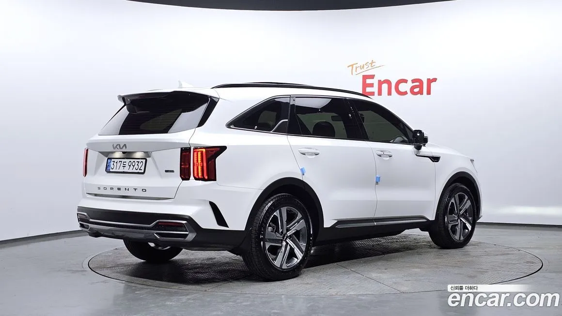 Kia Sorento — фото 7