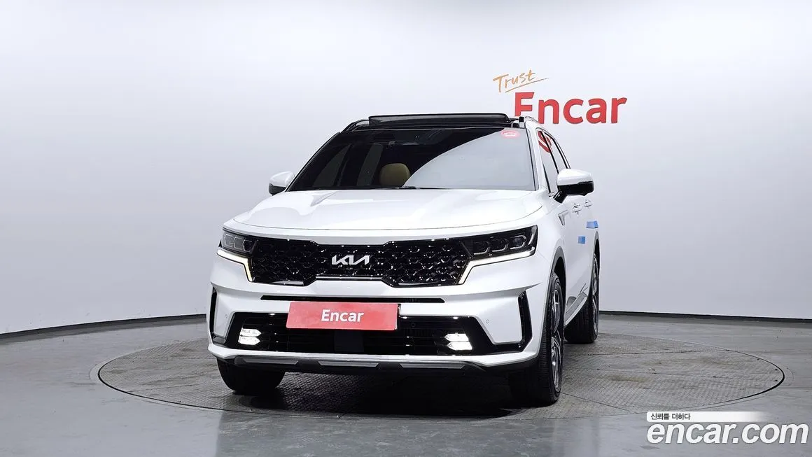 Kia Sorento — фото 8