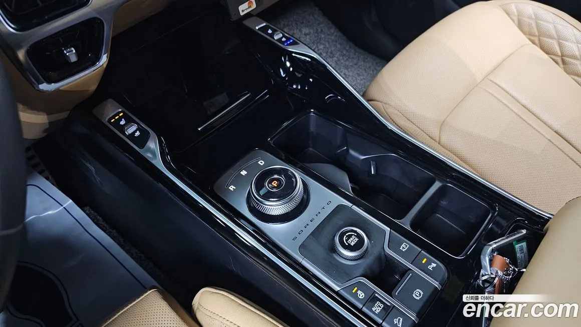 Kia Sorento — фото 6