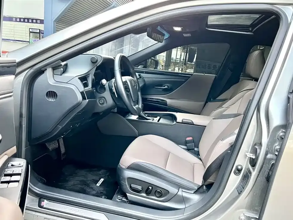 Lexus ES 2024 из CN, фото 4