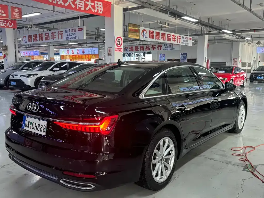 Audi A6L 2021 из CN, фото 2
