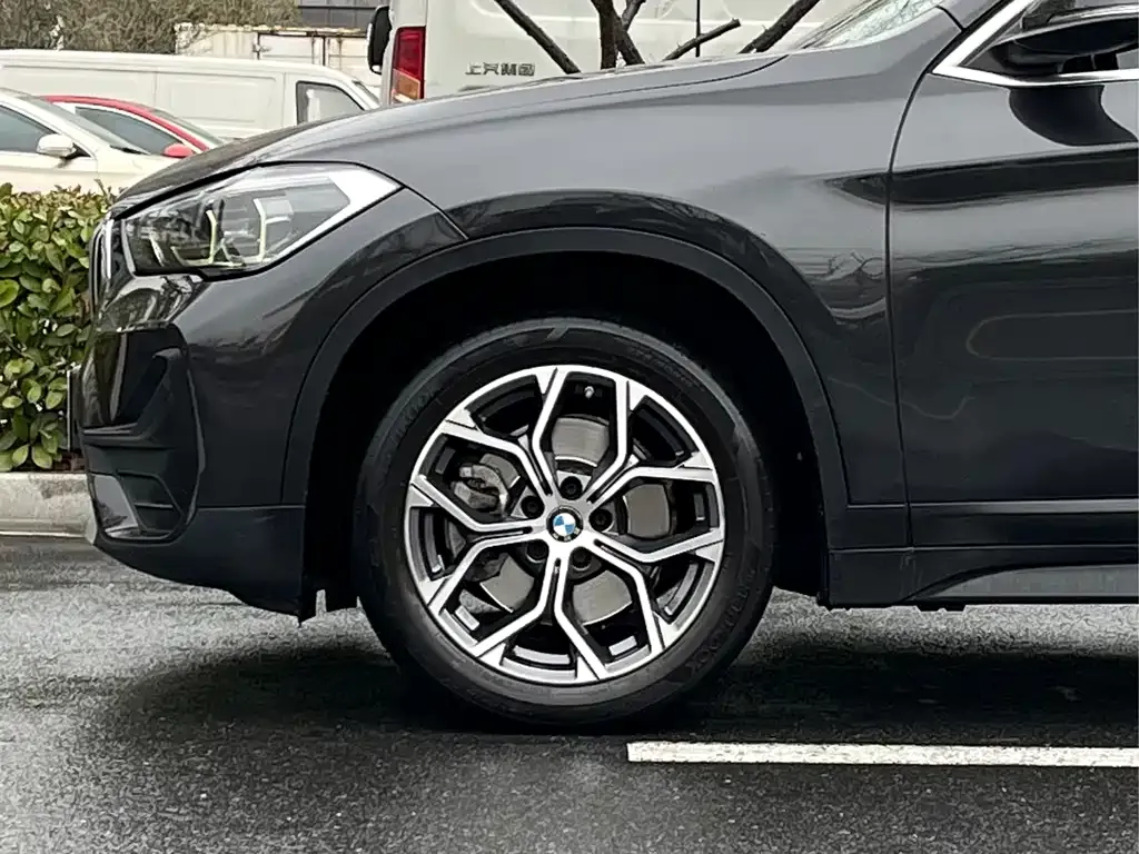 BMW X1 — фото 6