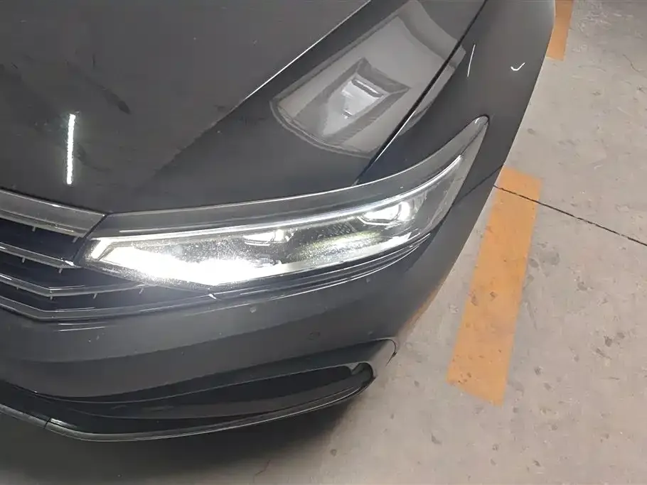 Volkswagen Magotan 2023 из CN, фото 2
