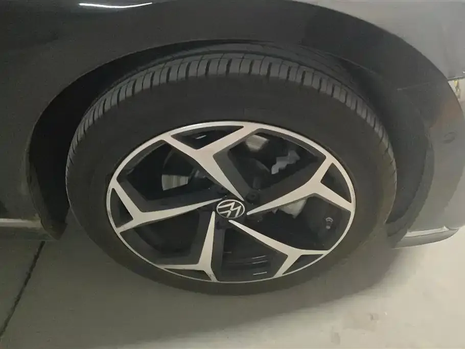 Volkswagen Magotan 2023 из CN, фото 5