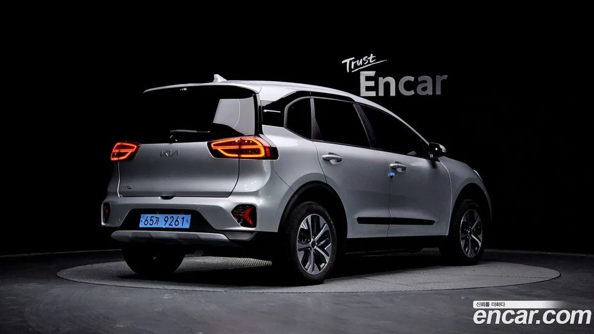 Kia Niro — фото 3