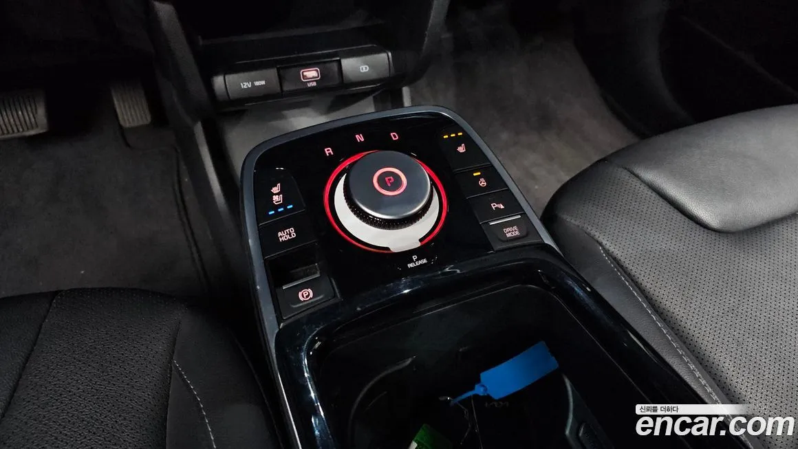 Kia Niro — фото 9