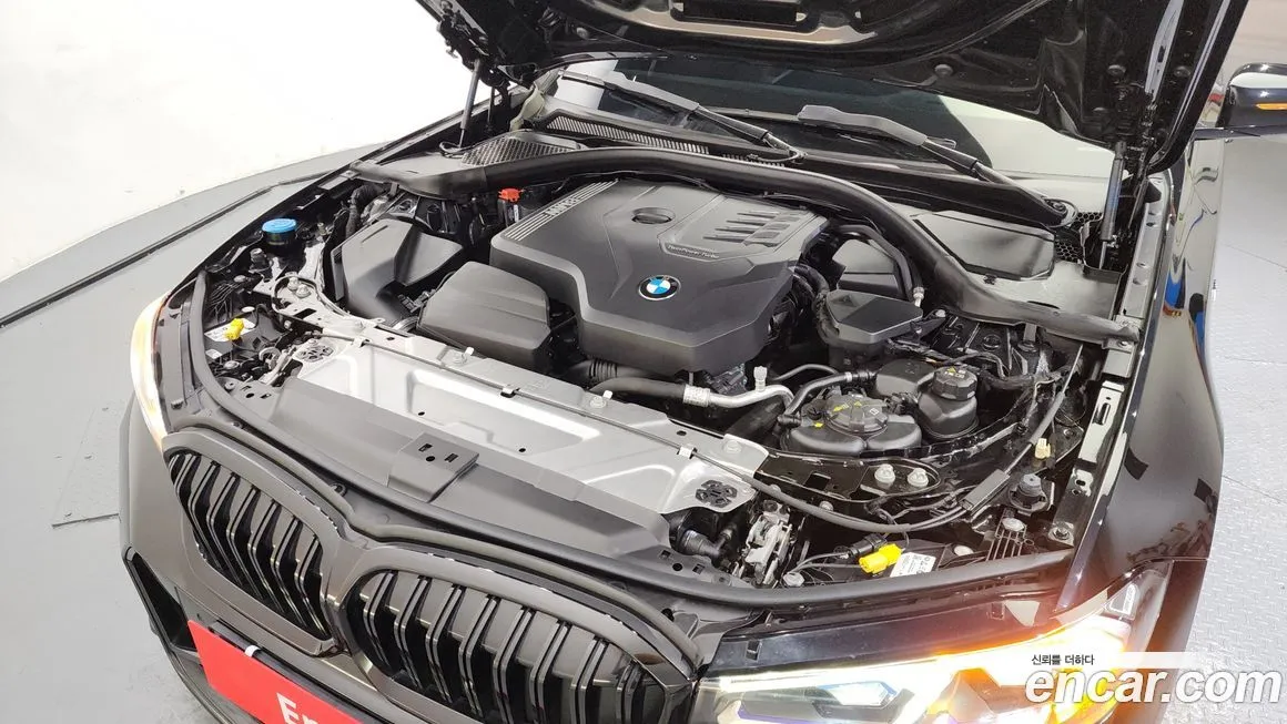 BMW 3-Series 2023 из KR, фото 9