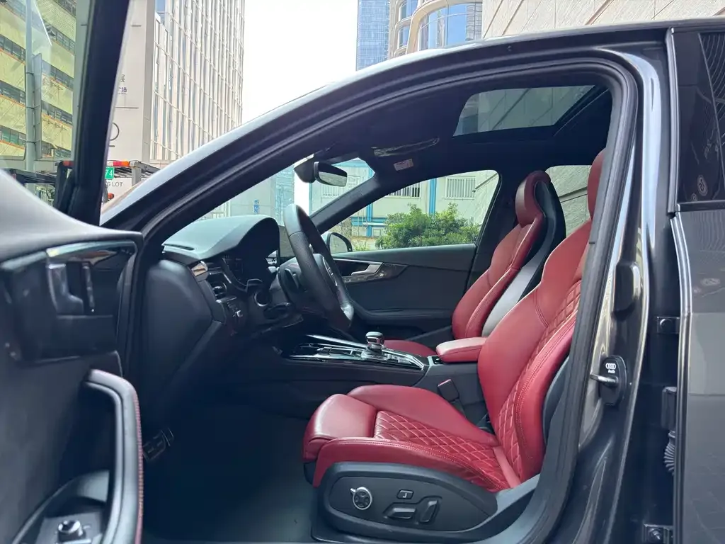 Audi S4 2024 из CN, фото 8