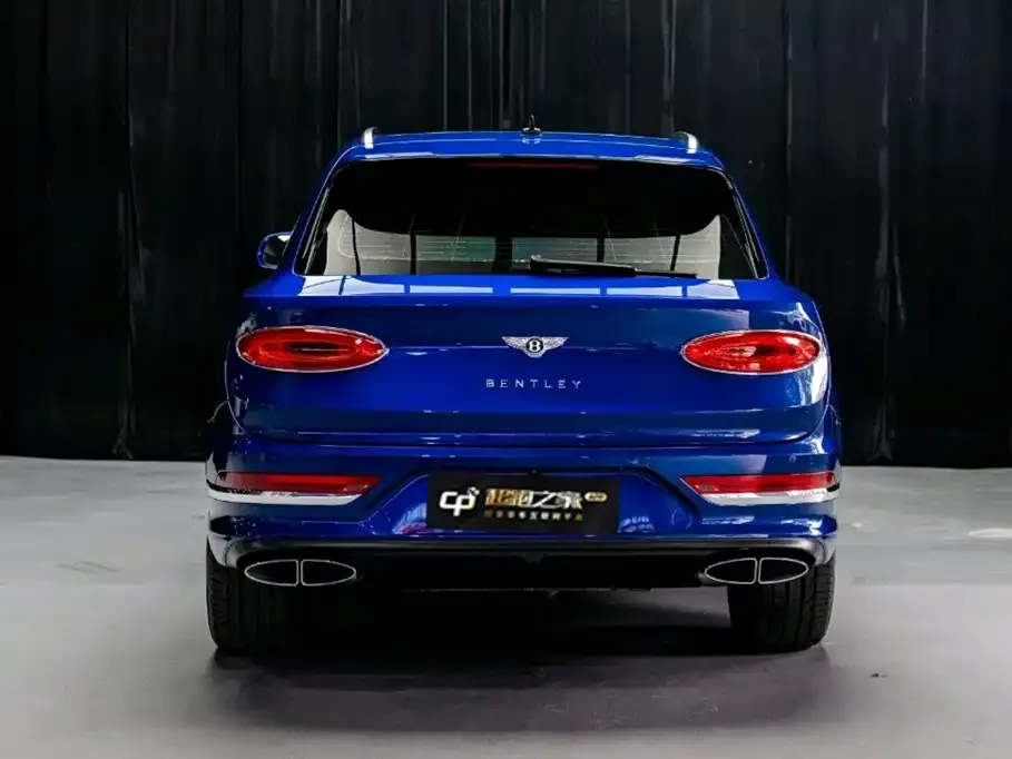 Bentley Bentayga — фото 5