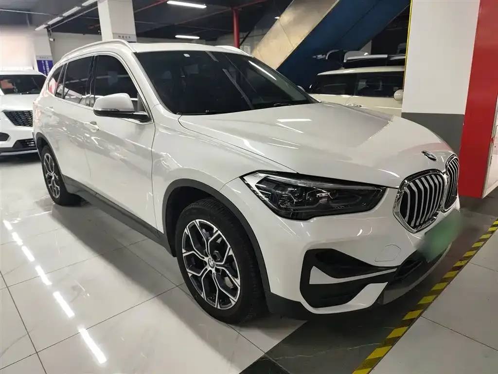 BMW X1 — фото 4