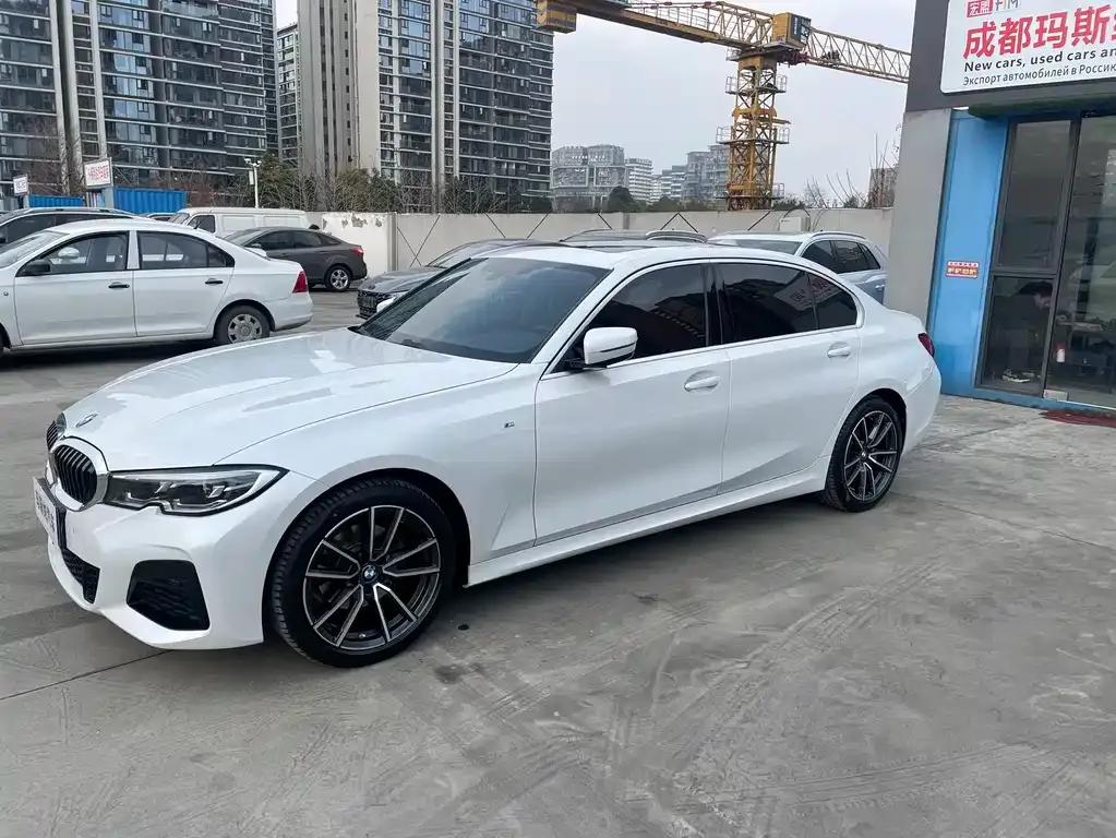BMW 3 Series 2021 из CN, фото 9