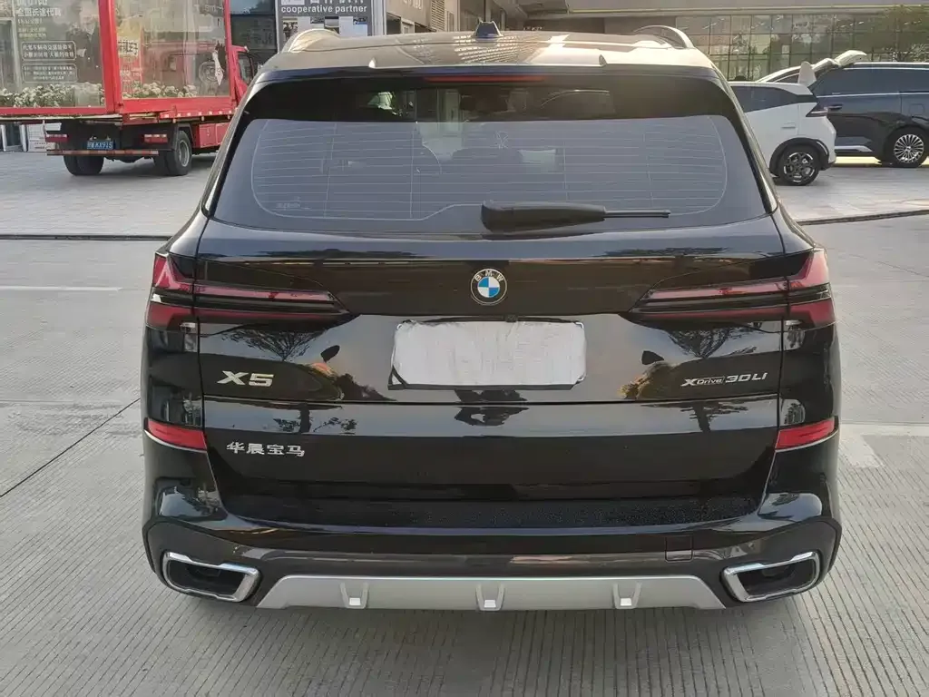 BMW X5 2024 из CN, фото 2