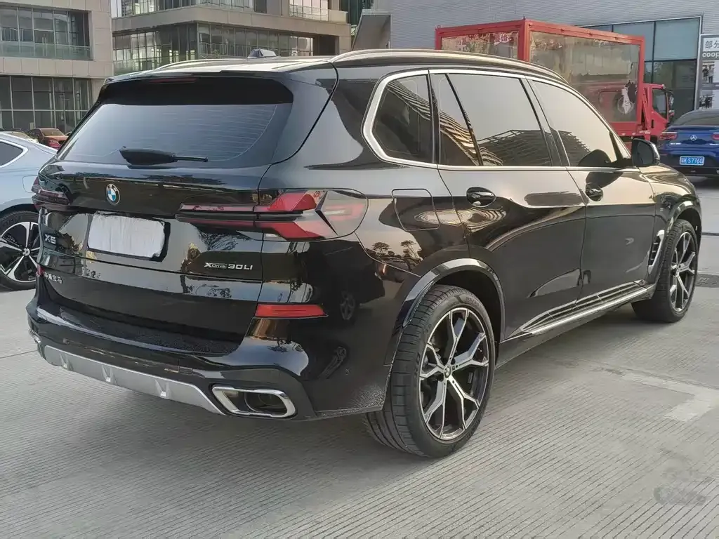 BMW X5 2024 из CN, фото 3