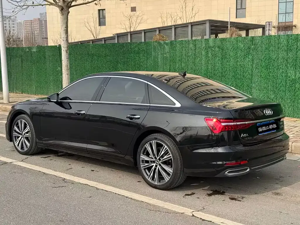 Audi A6L 2022 из CN, фото 9