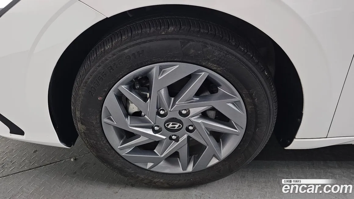 Hyundai AVANTE — фото 8