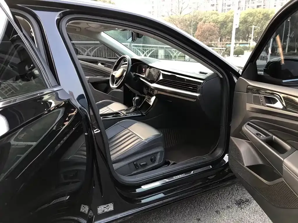 Volkswagen Passat — фото 7