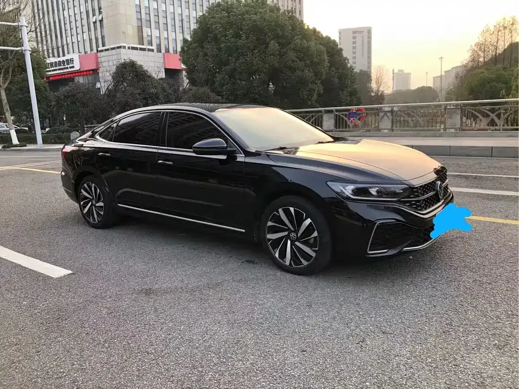 Volkswagen Passat — фото 6