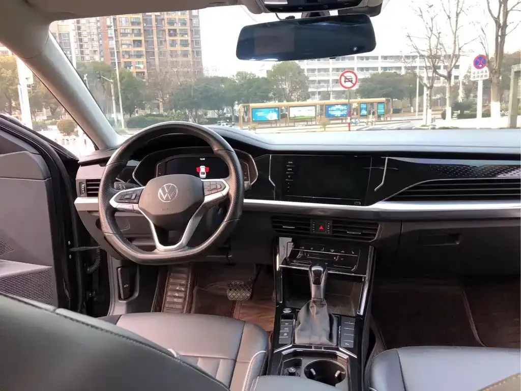 Volkswagen Passat — фото 2