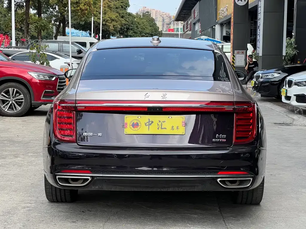 Hongqi H9 — фото 8