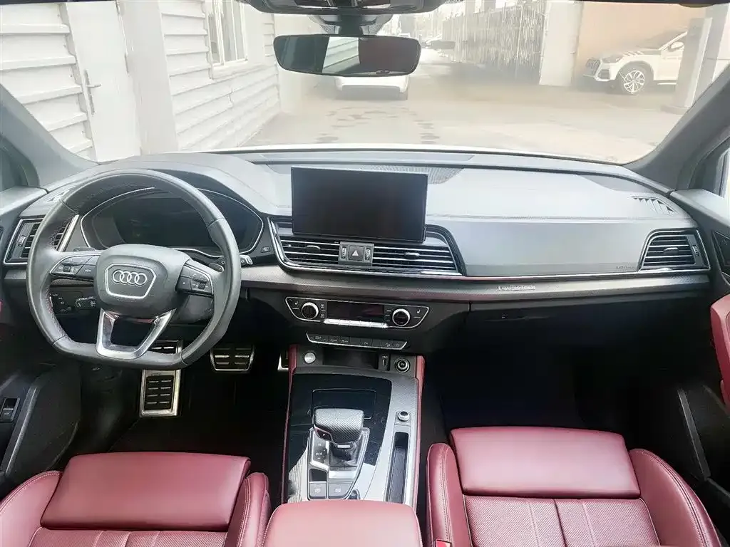 Audi Q5L 2025 из CN, фото 2
