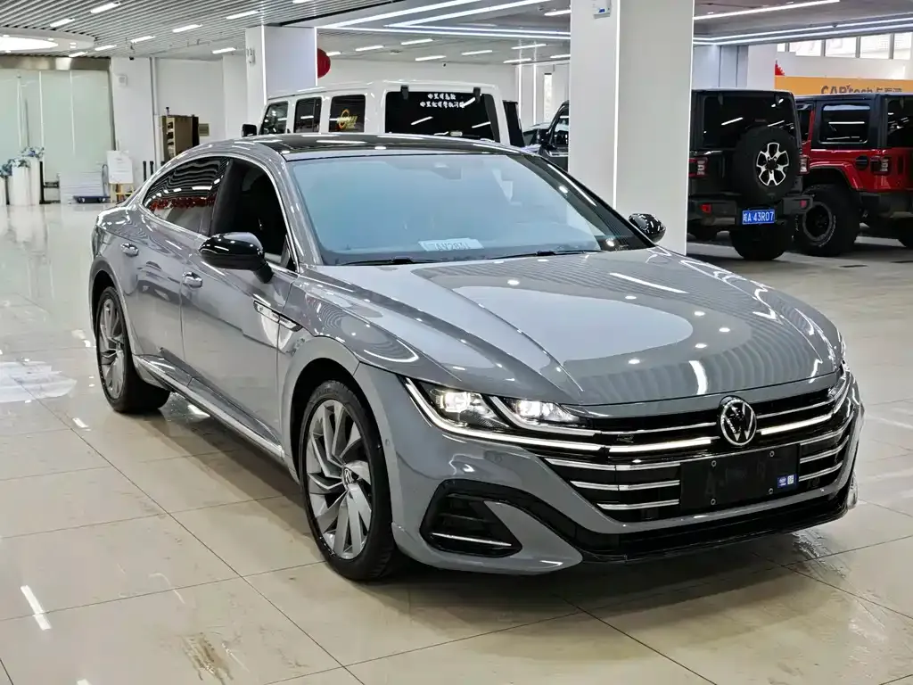 Volkswagen CC 2023 из CN, фото 10