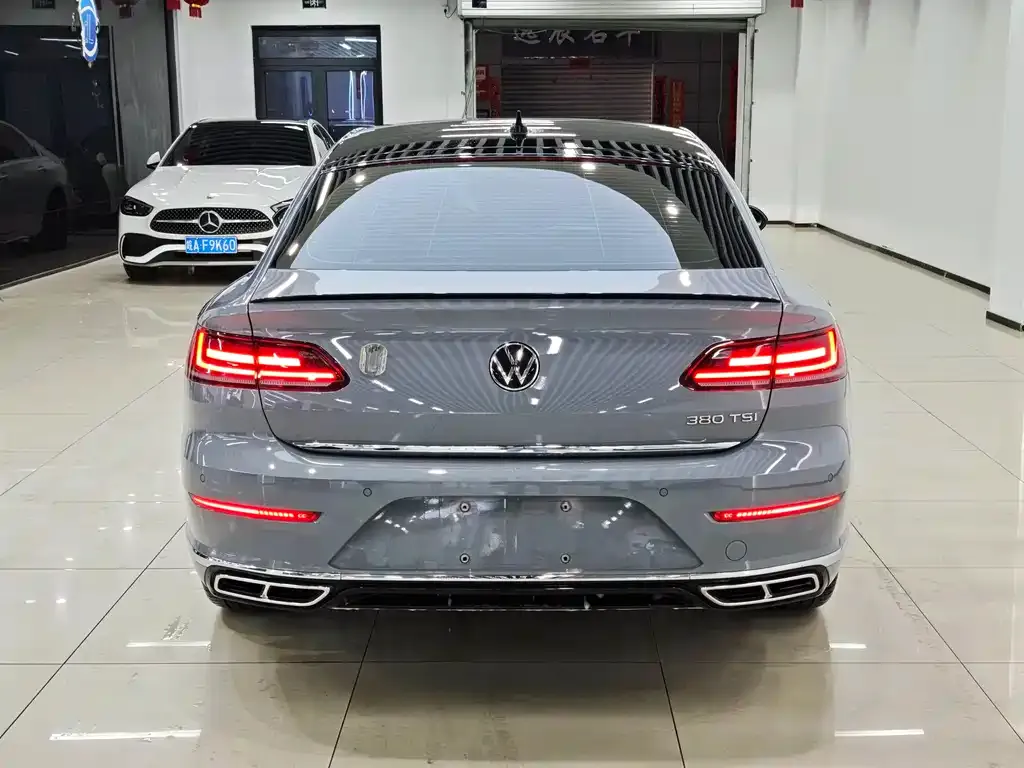 Volkswagen CC 2023 из CN, фото 4
