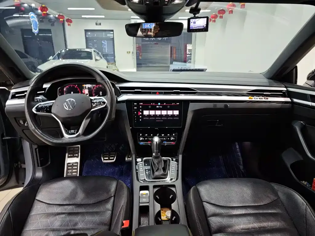 Volkswagen CC 2023 из CN, фото 7