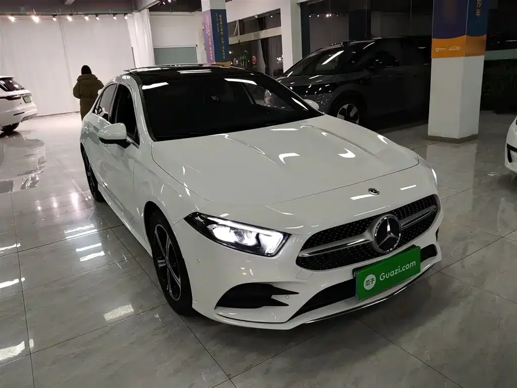 Mercedes-Benz A-Class 2023 из CN, фото 3