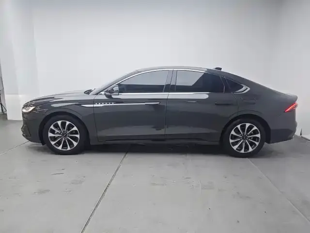 Lincoln Z 2023 из CN, фото 4