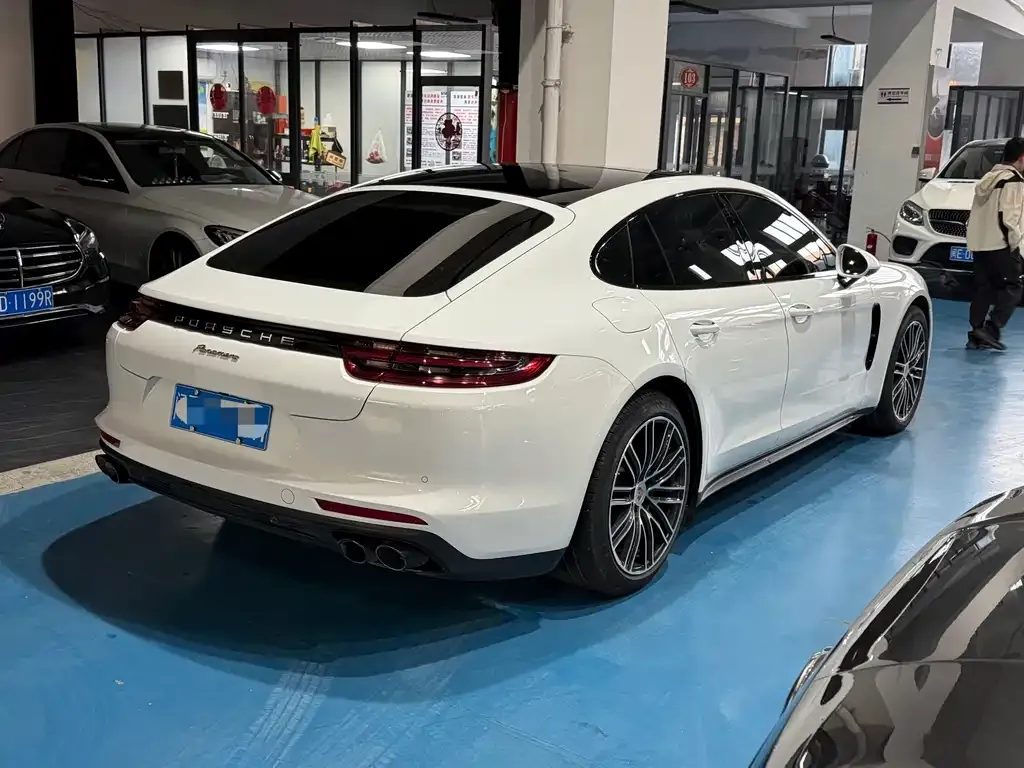 Porsche Panamera 2021 из CN, фото 6