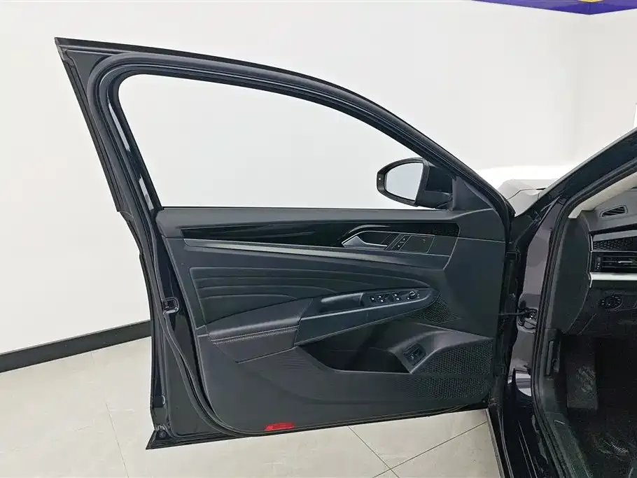 Volkswagen Passat — фото 5