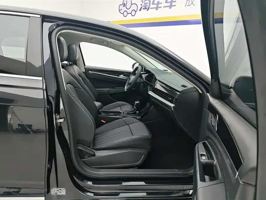 Volkswagen Passat — фото 10