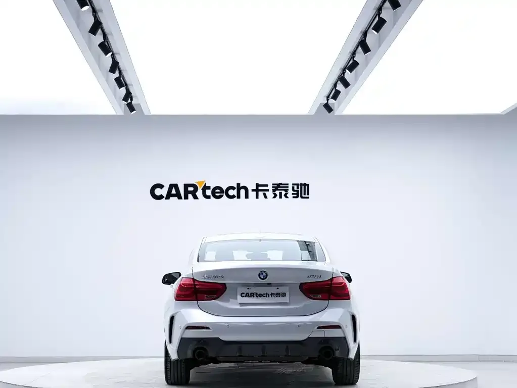 BMW 1 Series 2022 из CN, фото 9