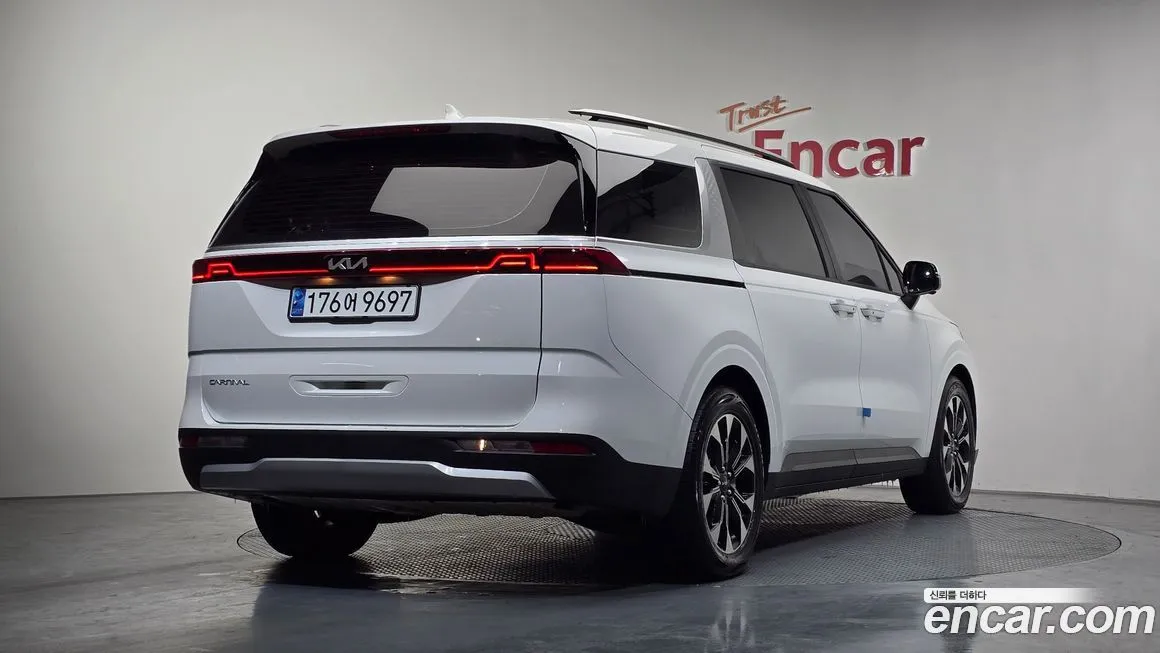 Kia Carnival 2023 из KR, фото 3