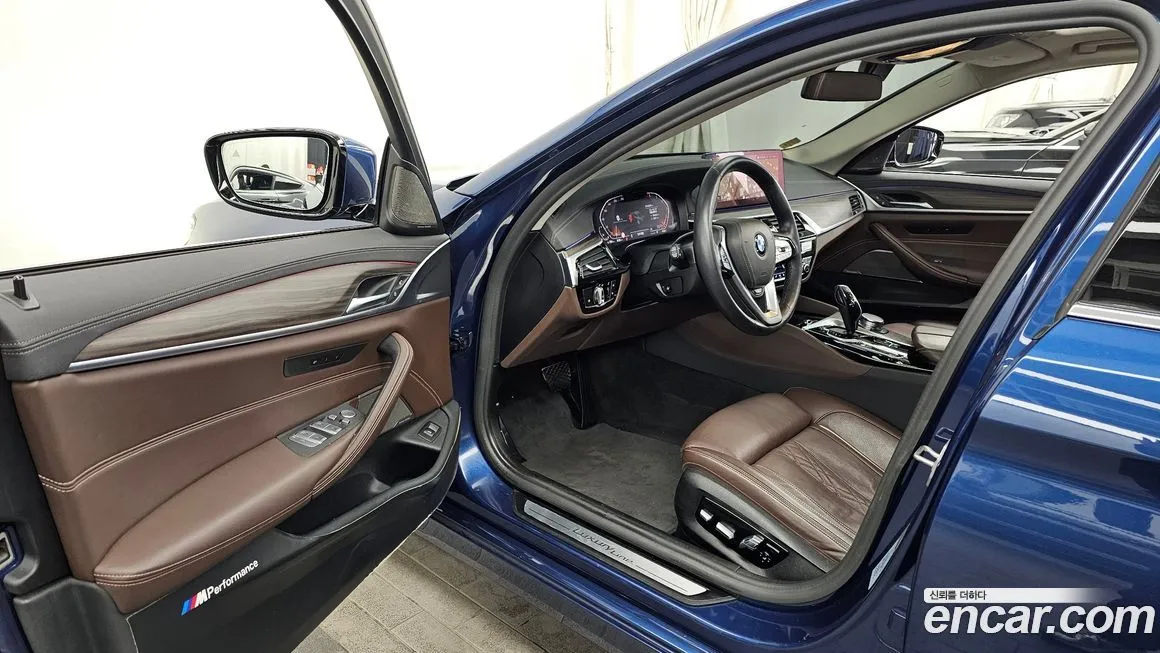 BMW 5-Series 2021 из KR, фото 10