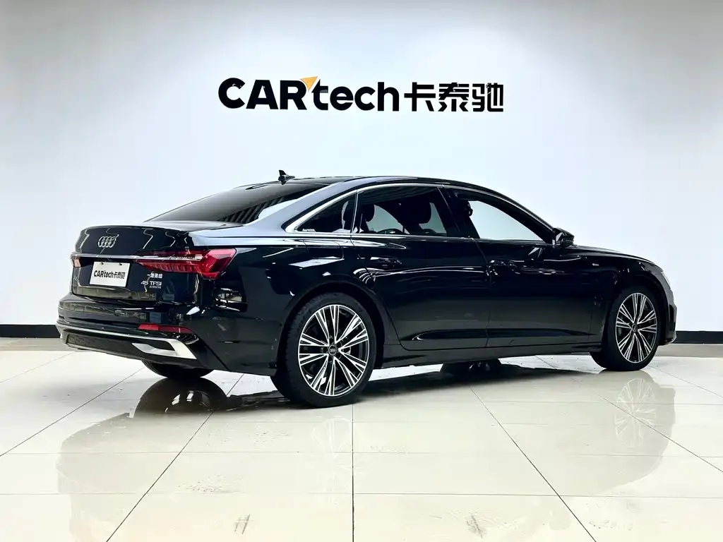 Audi A6L 2024 из CN, фото 6