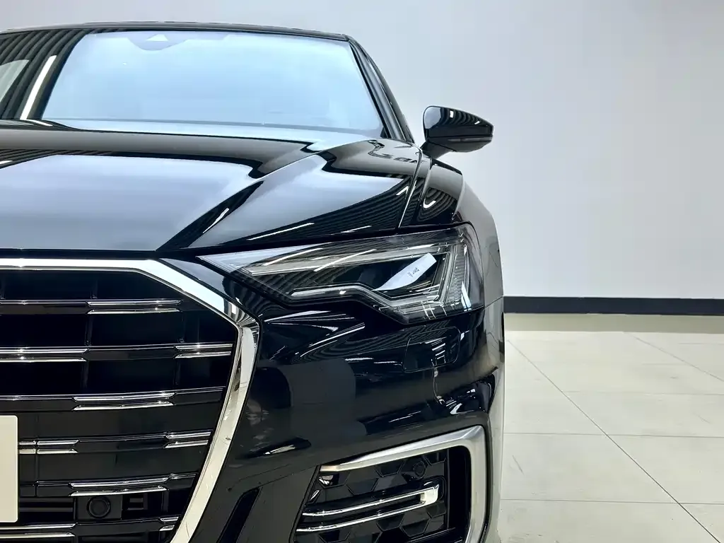 Audi A6L 2024 из CN, фото 9