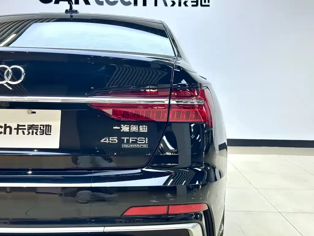 Audi A6L 2024 из CN, фото 8