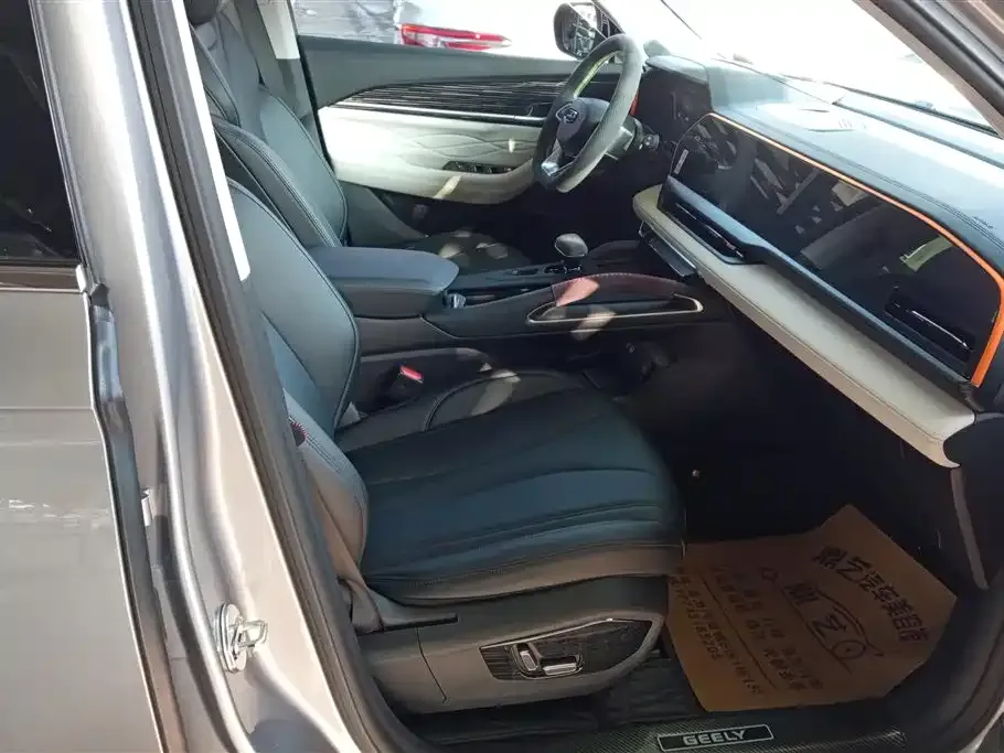 Geely Xingyue L 2023 из CN, фото 3
