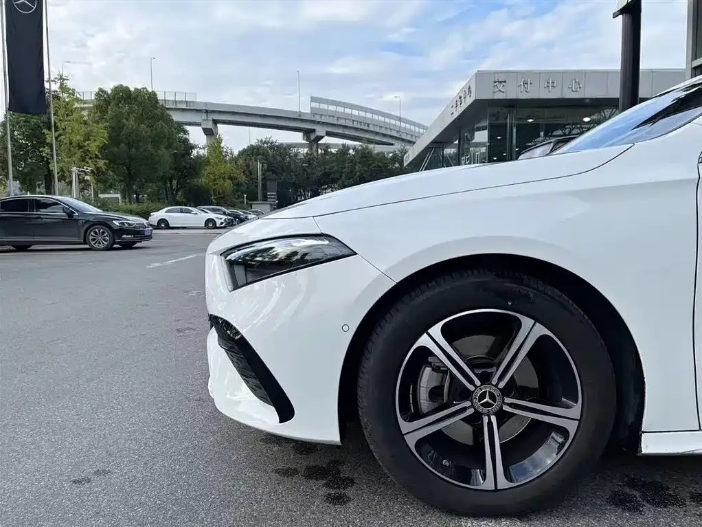 Mercedes-Benz A-Class 2023 из CN, фото 6