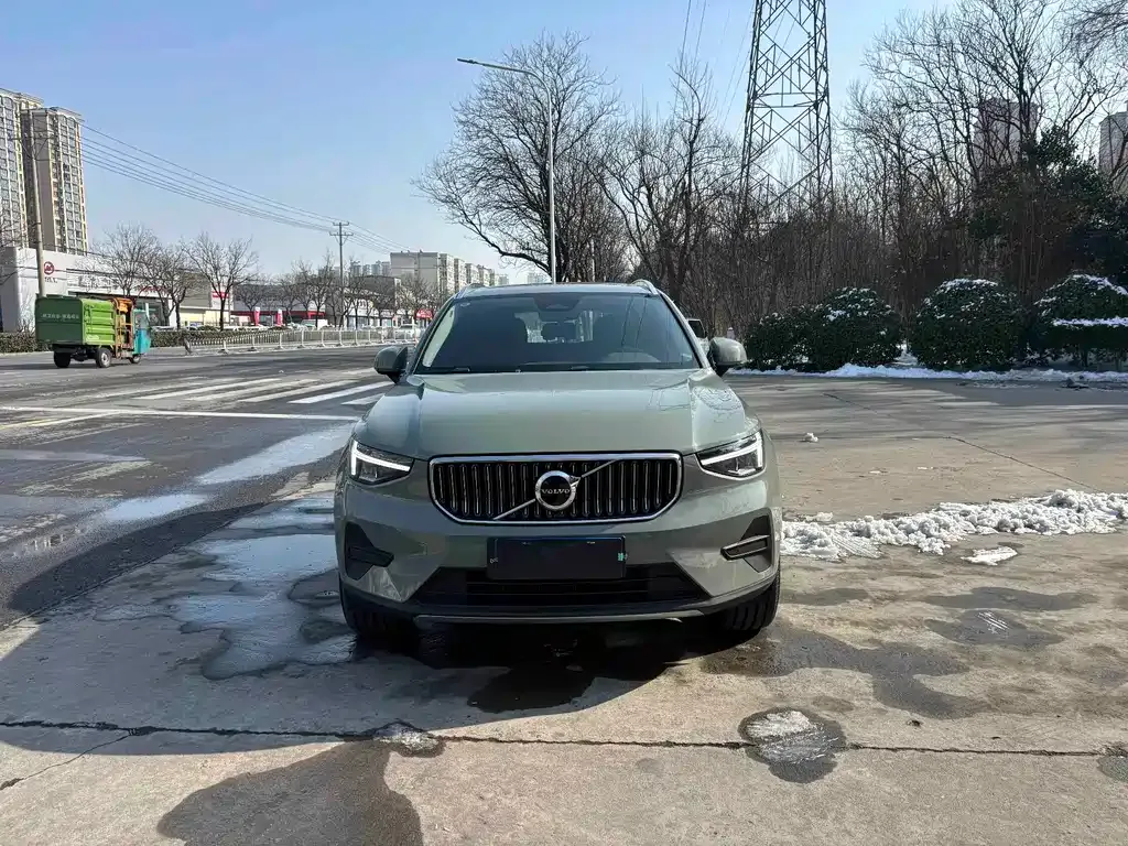 Volvo XC40 2024 из CN, фото 4